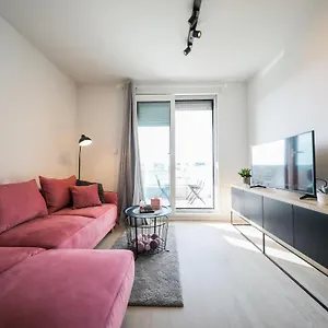 Allegro Exclusive 2 With Private Parking And Balcony Appartamento